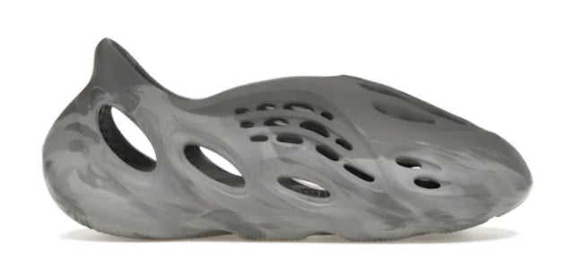 Yeezy Foam RNNR MX Granite